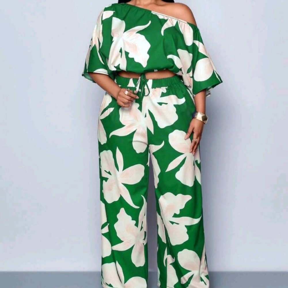 14(1XL) Womens Plus Elegant Allover Print Asymmetrical Neck Blouse And Pants Set